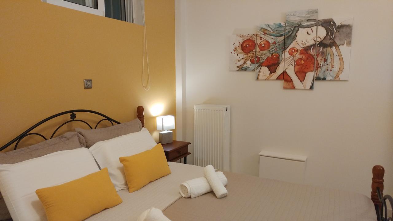 Cozy Apartments Near The Airport Артемида Екстериор снимка